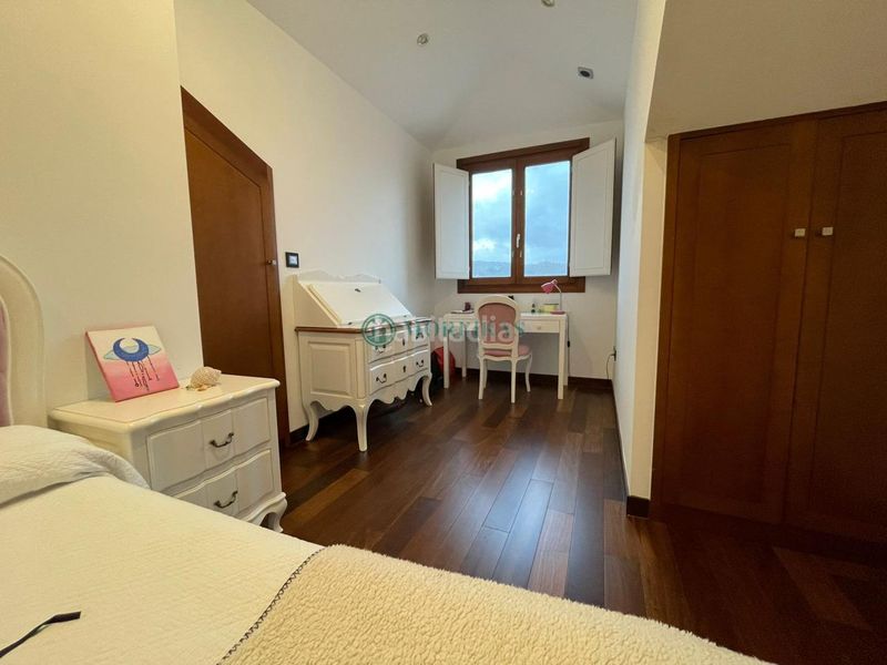 Foto c72ae35a-0d35-49ab-b989-30d795a4ccbb. Piso en Casco Viejo Ourense