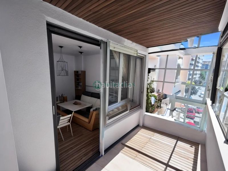 Foto f46f0a35-db87-41b6-87f0-8ea80644a975. Piso en Centro Ourense