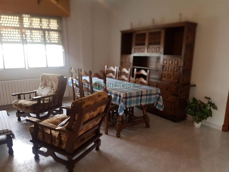 Foto 6ed374aa-5344-40ff-beac-153a12bdc0a2. Casa en Vistahermosa Ourense