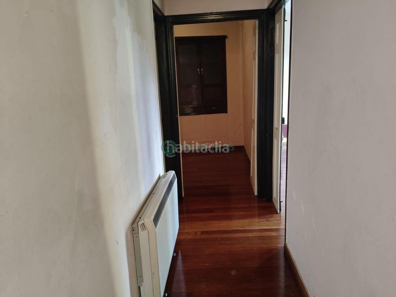 Foto b1bdfdf9-2d68-43f8-a672-82332262e35e. Casa amb calefacció a Barbadás