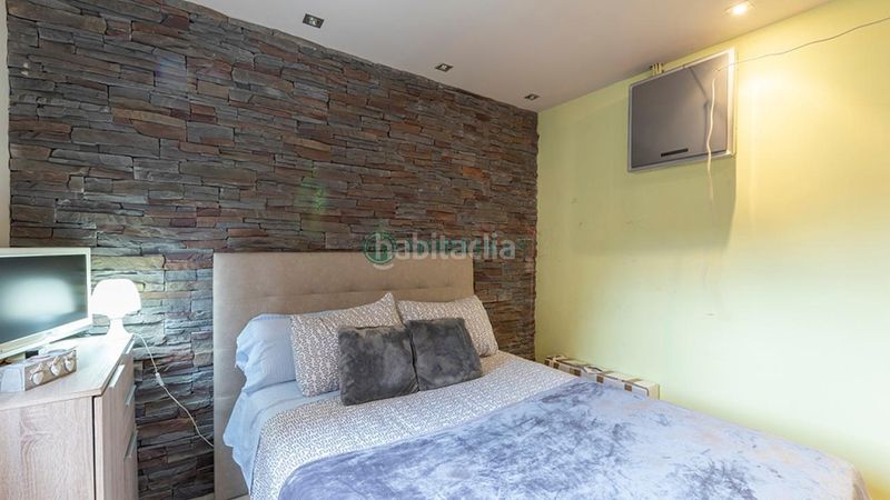 Foto dbb669b1-2c0e-46eb-97f3-625f373b6be7. Piso en Centro Ourense