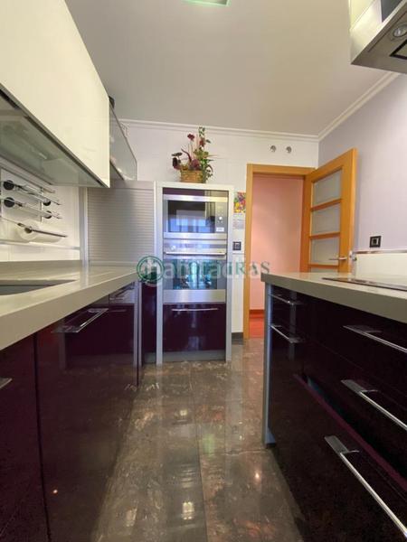 Foto dfb24710-6543-4a00-a3ce-2f86cba818ad. Zweistöckige wohnung mit heizung parking in San Rosendo Ourense