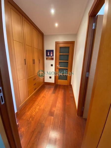 Foto e9429d9a-da90-43de-884b-d9e65a42abd3. Zweistöckige wohnung mit heizung parking in San Rosendo Ourense