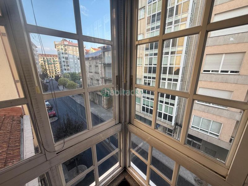 Foto fb19a921-7aaf-4173-94b9-183499d8bf4e. Pis amb calefacció a Centro Ourense