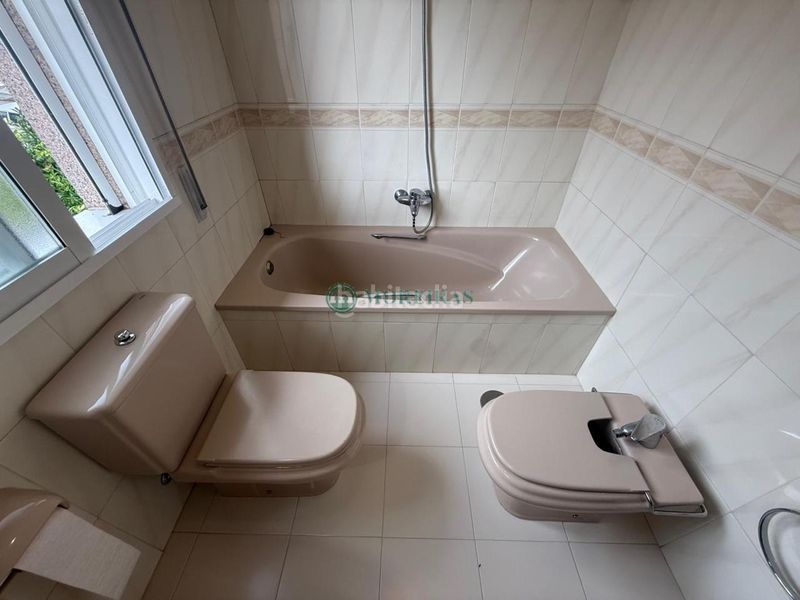Foto 0bb96f56-b135-4d57-b2e1-86897d62f216. Chalet en San Rosendo Ourense