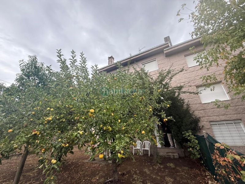 Foto 1ab0bebd-c106-4303-999b-fb3f2a480479. Chalet en San Rosendo Ourense