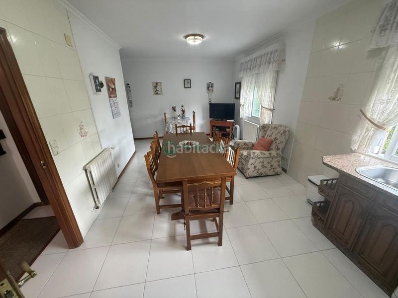 Foto 22fe590e-066f-4830-a4e4-0ee008c2497c. Chalet en San Rosendo Ourense