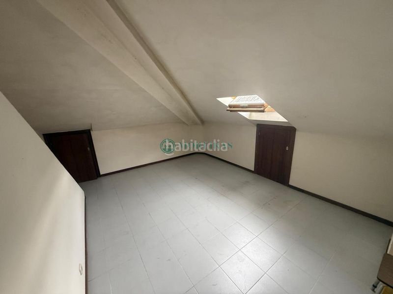 Foto 4e00f1fe-30ba-484e-8c72-229bb33e9e6e. Chalet en San Rosendo Ourense