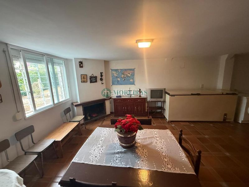 Foto 9c495ecd-ea1f-41ae-990a-85c6921bce10. Chalet en San Rosendo Ourense