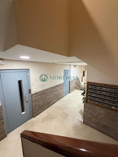 Foto 7a7827eb-c4d4-4602-8d20-d9fe214a24cd. Zweistöckige wohnung mit heizung in Carballiño (O)