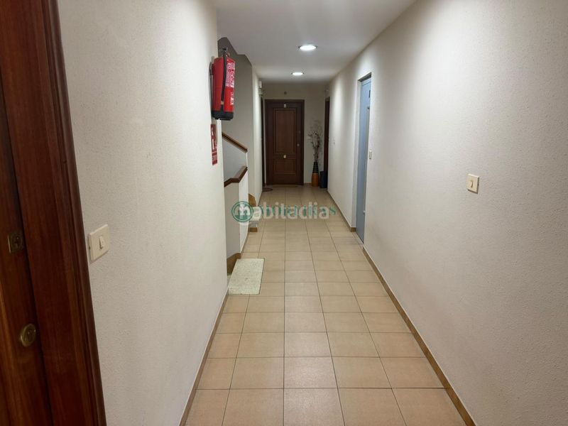 Foto f12de0aa-f13d-4d0a-8044-39a9cad06632. Zweistöckige wohnung mit heizung in Carballiño (O)