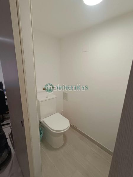 Foto 58fa81e4-77c0-4fc5-bade-858fd3041305. House with heating parking in Pereiro de Aguiar (O)