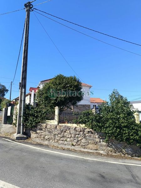 Foto 67a32408-2307-47d1-bb3a-4b70a83b6c0b. House with heating parking in Pereiro de Aguiar (O)