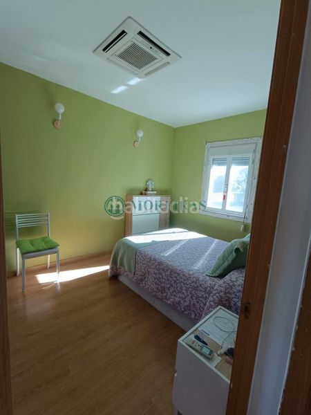 Foto 77838c07-63be-45a1-bba4-eca2eeaea8b4. House with heating parking in Pereiro de Aguiar (O)