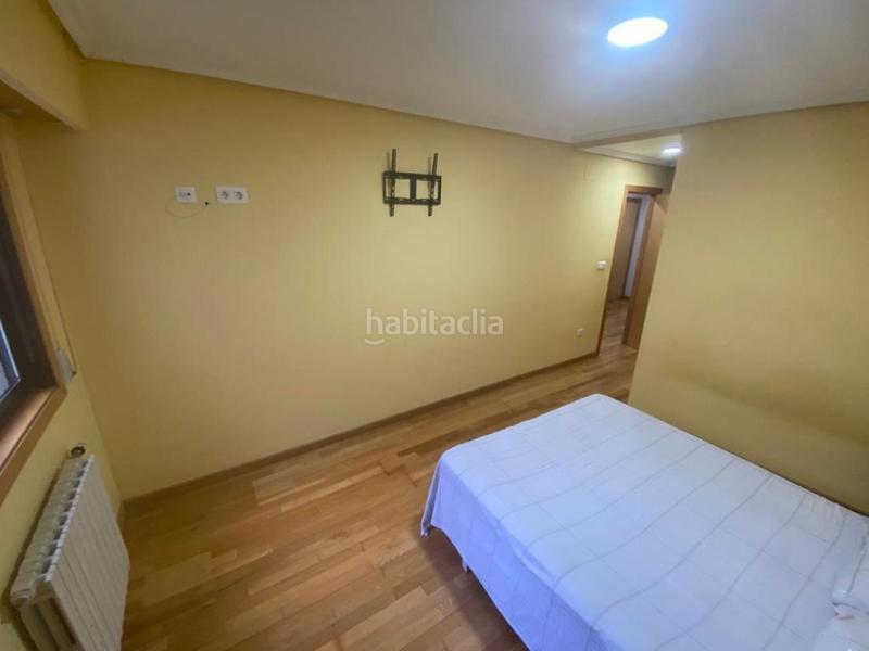 Foto 9636e0a1-a2f5-4c40-a67f-fe0cc65fd705. Apartament amb calefacció a A Ponte Ourense