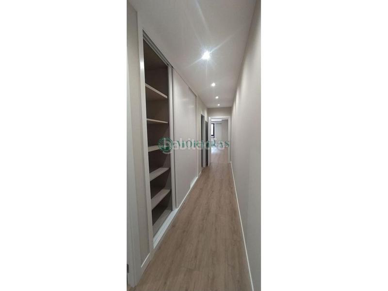 Foto 1ee749a6-6597-4b09-9569-7203600314c2. Piso en Centro Ourense