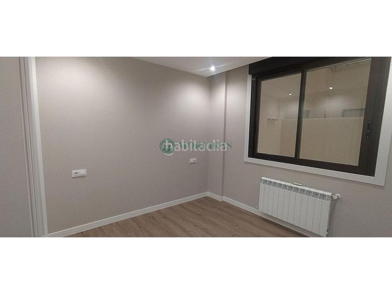 Foto e6557ffb-728f-4dff-a251-6449611c6010. Piso en Centro Ourense