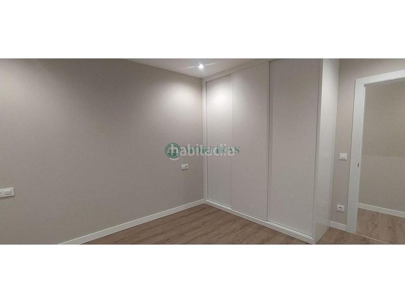 Foto f2a8d63e-e7dd-43c3-b304-e91ad4209679. Piso en Centro Ourense
