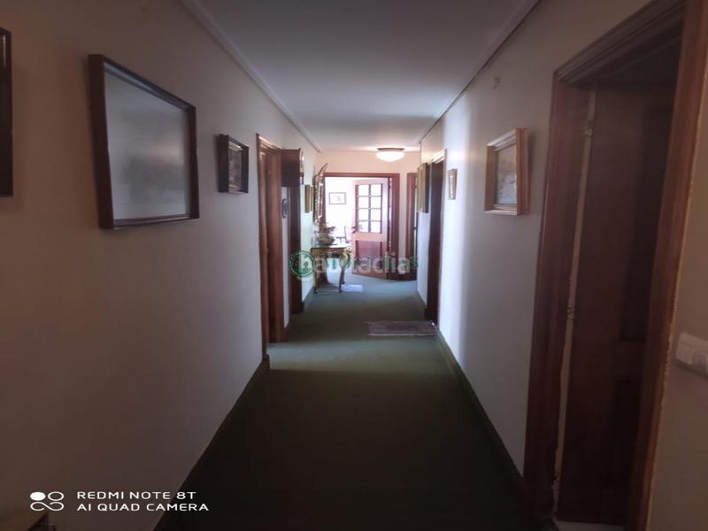 Foto 0d5133f3-f4ad-4a4c-994e-0624a4be56d2. Piso en Centro Ourense