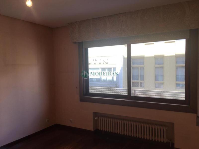 Foto 08657e8e-2ecd-4608-9792-2c23a9371a0c. Pis amb calefacció aparcament a Centro Ourense