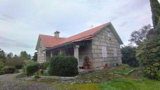 Haus in San Cibrao das Viñas