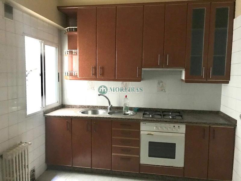 Foto 881a1046-a440-4482-b9c1-f1559245ab24. Appartamento con riscaldamento in Centro Ourense