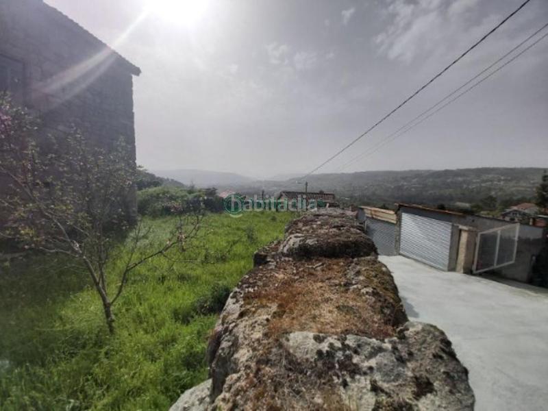 Foto 027e2271-54d0-475a-9294-bebadf71907c. Casa en As Lagoas Ourense