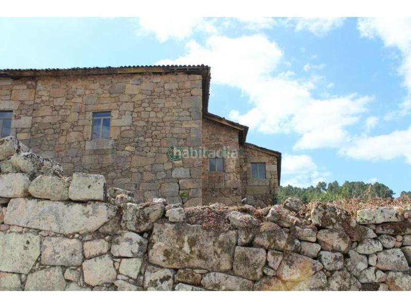 Foto a65d4f4d-0816-43a0-8883-705fc8538a63. Casa en As Lagoas Ourense