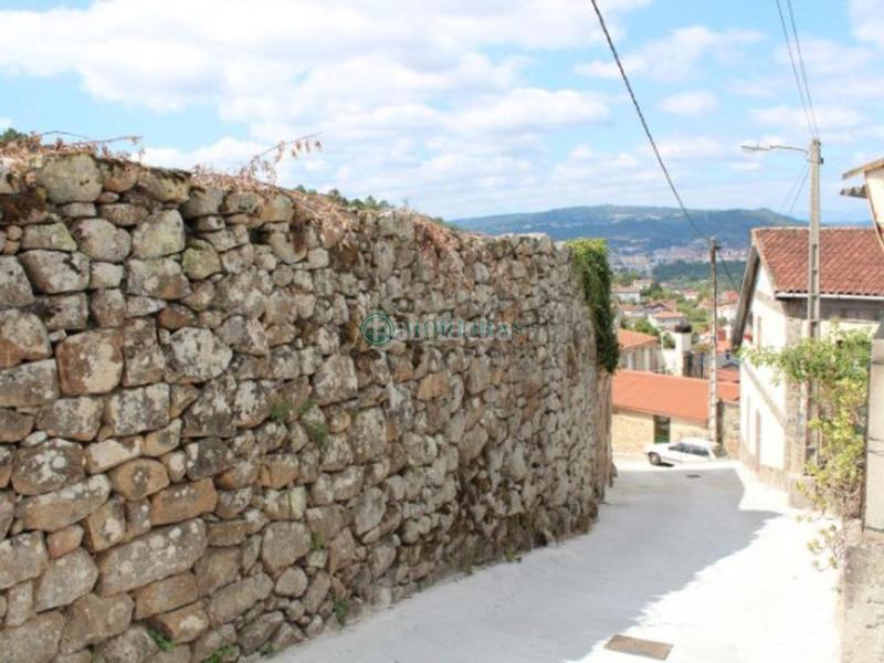 Foto dfdf9c42-f01d-4cb2-a6ed-d5ed7c8dcc60. Casa en As Lagoas Ourense