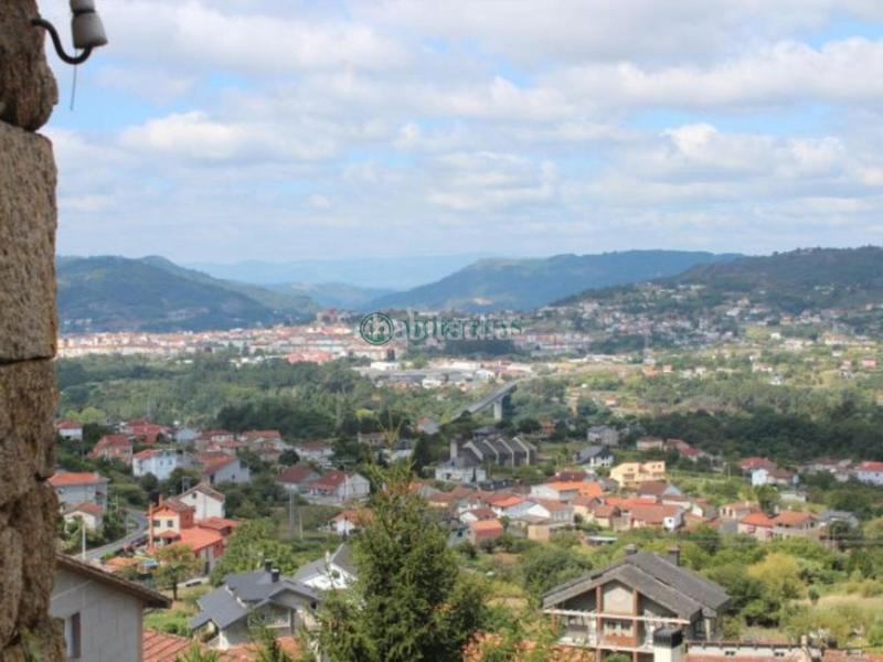 Foto 3b677c4f-6613-4698-be8e-ec62ecedb03f. House with heating in As Lagoas Ourense