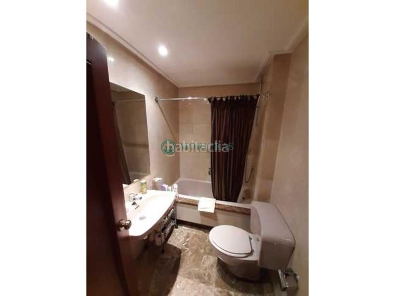Foto 98d6a48b-51e0-48be-bd6f-d808701d9ea9. Piso en Centro Ourense
