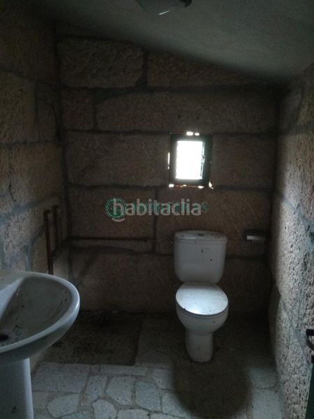 Foto f52ba84a-fe60-4433-9b52-c60721719ac2. Masia amb calefacció a Punxín