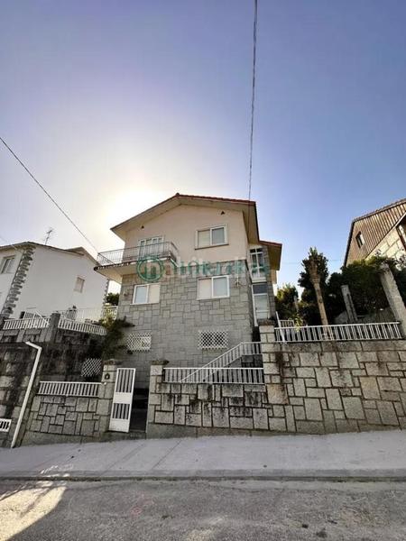 Foto 395eaa62-7ef9-42b9-93a8-080b1fb56cd9. Chalet con riscaldamento parcheggio in Ventiun Ourense