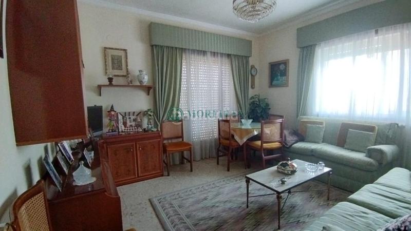 Foto bd1eef50-f28f-4e49-89df-cb601ed69d87. Chalet con riscaldamento parcheggio in Ventiun Ourense