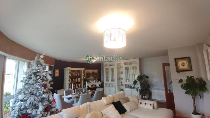 Foto 4d7478c4-11ea-4714-b659-bfd8e755b78c. Xalet amb calefacció aparcament piscina a Pereiro de Aguiar (O)