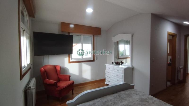 Foto 626d33e6-16bd-4ed3-ba99-7d47f80d3cfb. Xalet amb calefacció aparcament piscina a Pereiro de Aguiar (O)