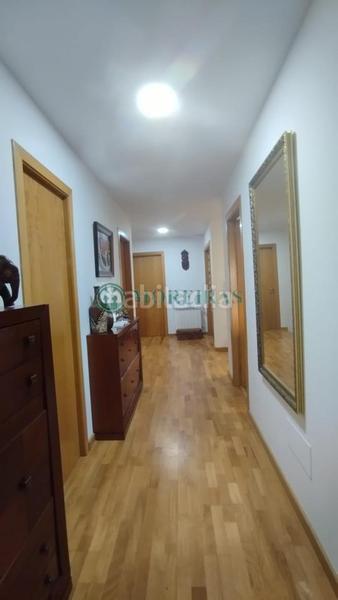 Foto 8938e492-702c-4c0c-8b66-7cae28325839. Xalet amb calefacció aparcament piscina a Pereiro de Aguiar (O)