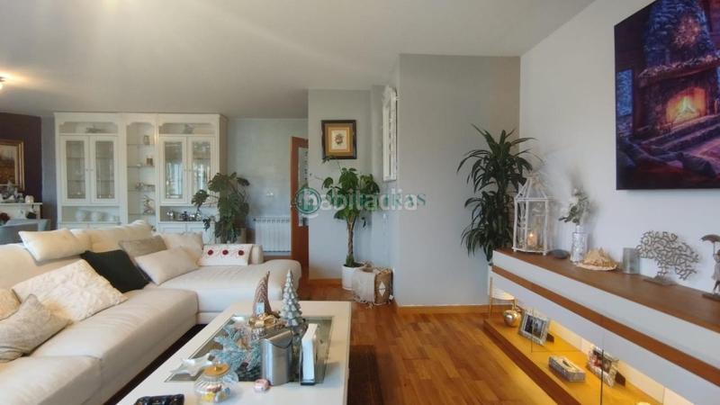 Foto d6a1cdb0-c203-4a5a-a9e4-e099e6351667. Xalet amb calefacció aparcament piscina a Pereiro de Aguiar (O)