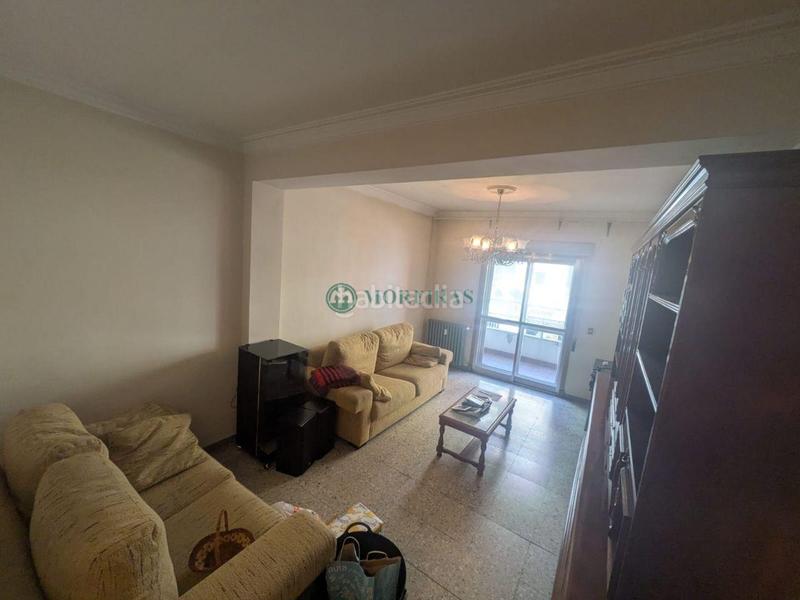 Foto 17eed895-afb2-4228-b4a0-74e4231634d0. Appartamento con riscaldamento parcheggio in Ventiun Ourense