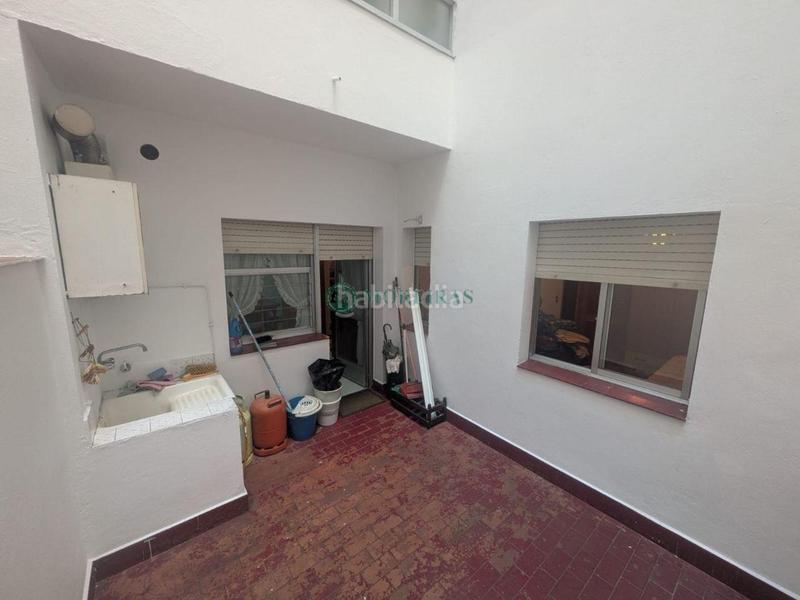 Foto f414980a-99a0-43c4-9b49-dd7bd0d7f300. Flat with heating parking in Ventiun Ourense