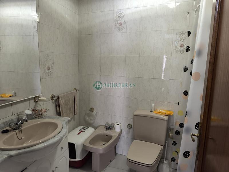 Foto 573f9340-c5a5-4809-bb08-e17ab9eaa3ef. Etagenwohnung mit heizung parking in Couto Ourense