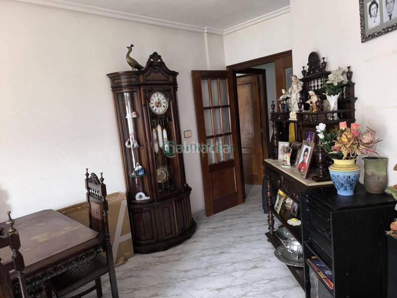 Foto 0c247d41-bfef-4609-b9c6-69ec7b4ccbee. Flat with heating parking in Couto Ourense