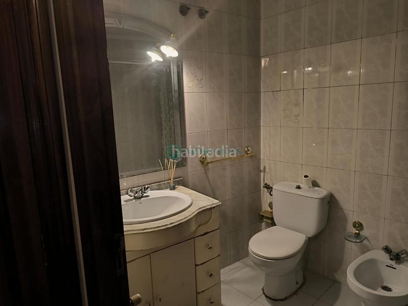 Foto 7219be45-3caa-46cf-928f-4d77bd79aac0. Flat with heating parking in Couto Ourense