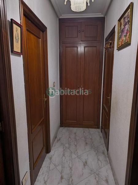 Foto 5cba2732-a9f2-4c93-a363-418a0d1bd661. Piso en Couto Ourense