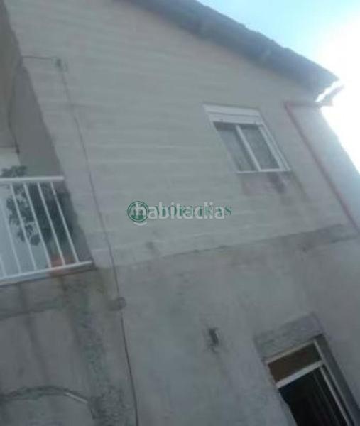 Foto 5483d471-6d3e-4690-a365-333b6311b3ec. Casa amb calefacció a Peroxa (A)