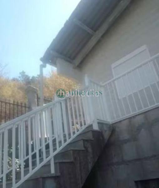 Foto 8699c6c7-9a46-44eb-b6a8-cc7aaabb5af3. Casa amb calefacció a Peroxa (A)