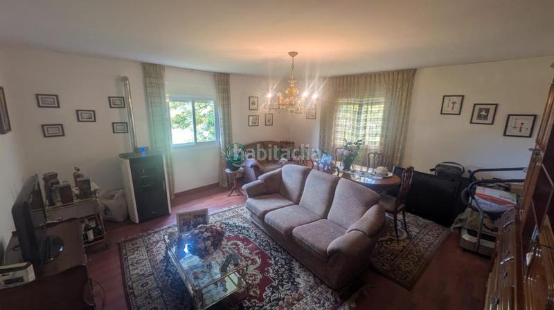 Foto cef5bdd6-be87-4c23-adc7-e88727b71a30. Casa amb calefacció a Peroxa (A)