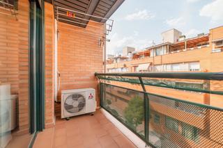 Piso  Calle bélgica. Espectacular vivienda de 2 dormitorios con terraza, garaje y tra