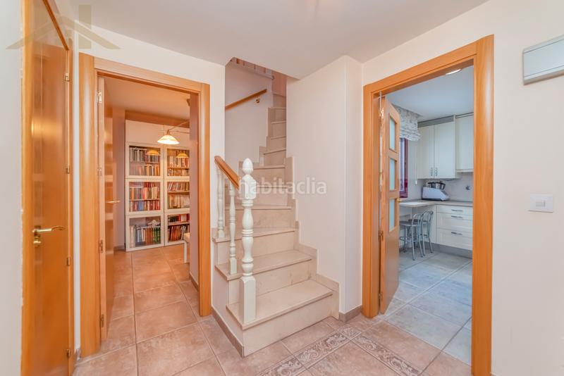 Foto 4ba8b6fa-7ddf-49e2-827e-5d50e1e4f482. Piso dúplex en venta – 3 dormitorios y garaje en Pinto