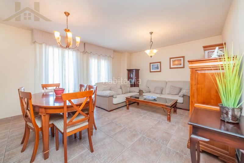 Foto 5a21f9f6-dac4-48fd-95bd-2138a91c4d74. Piso dúplex en venta – 3 dormitorios y garaje en Pinto